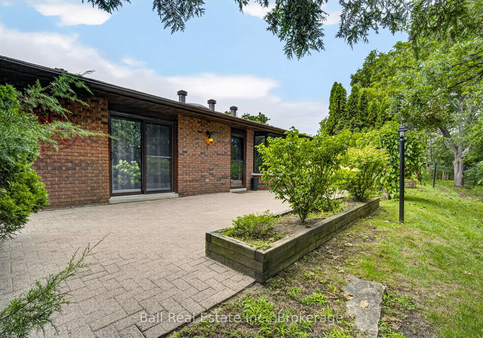 200-east-street-s-kawartha-lakes-ontario-x13672520