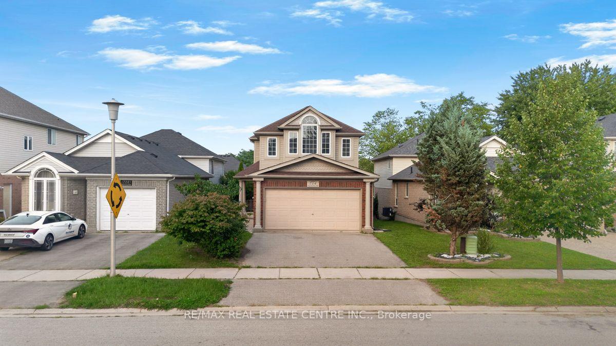 714-oakcrossing-road-london-north-ontario-x13672672