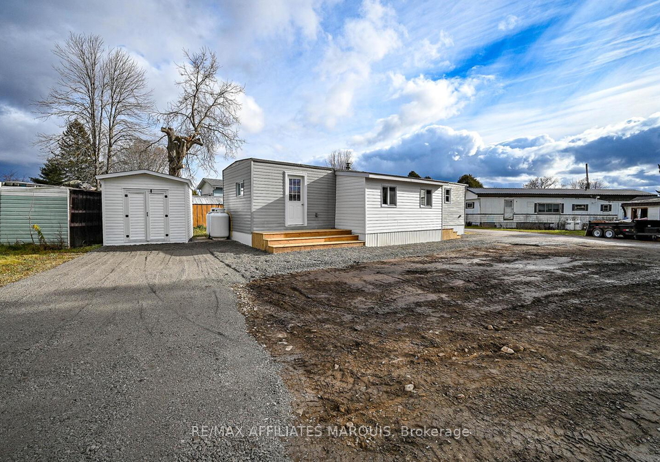 418-nicole-street-smiths-falls-ontario-x13672726