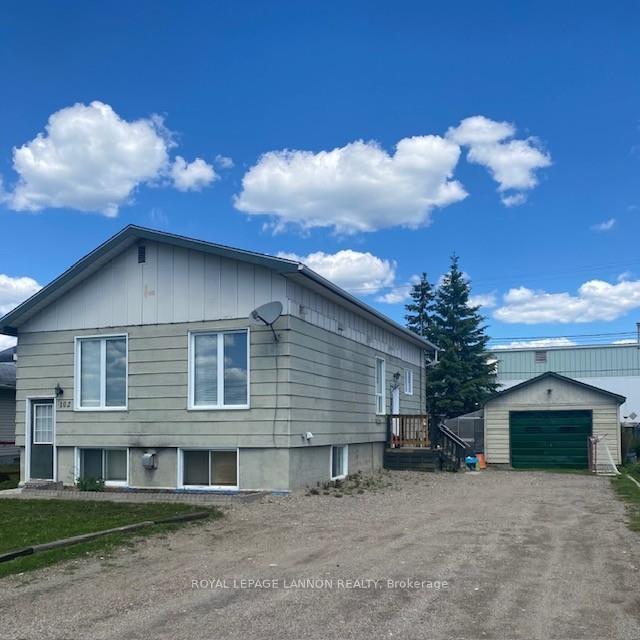 102-nishnabe-miikena-road-greenstone-ontario-x13672822