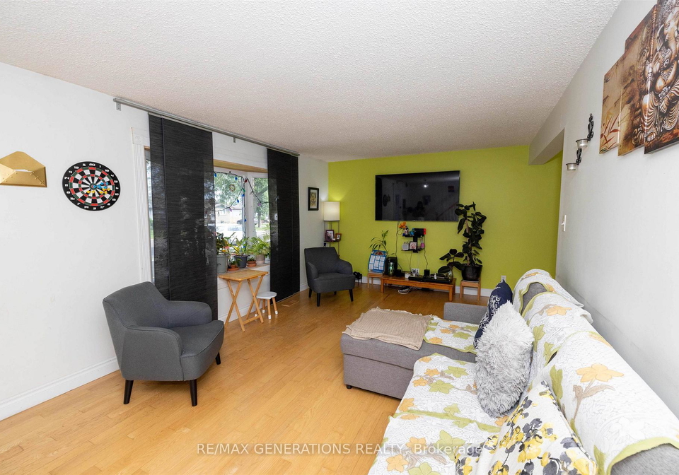 637-redwood-avenue-w-thunder-bay-ontario-x13672824