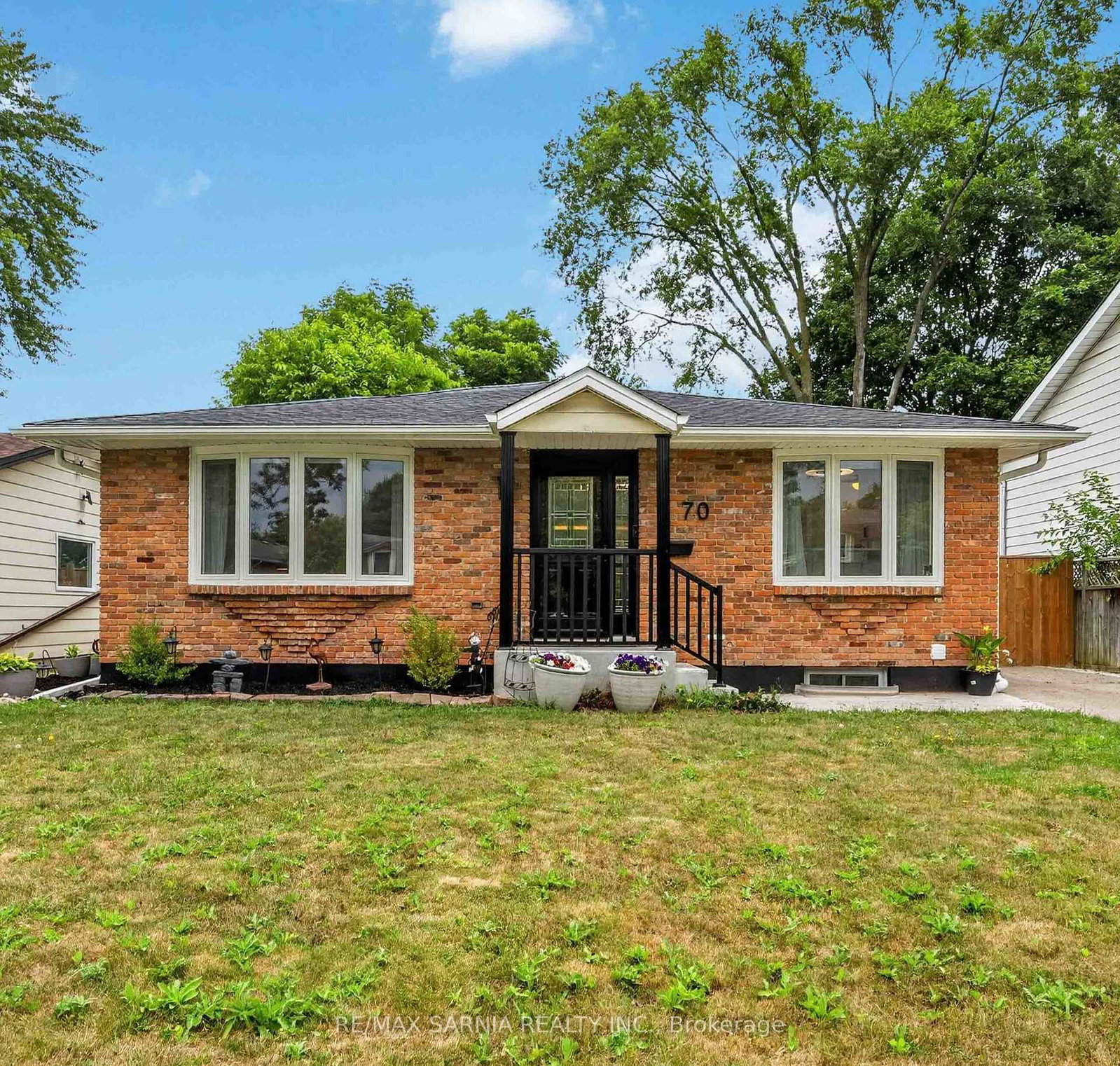 70-turner-drive-sarnia-ontario-x13673088