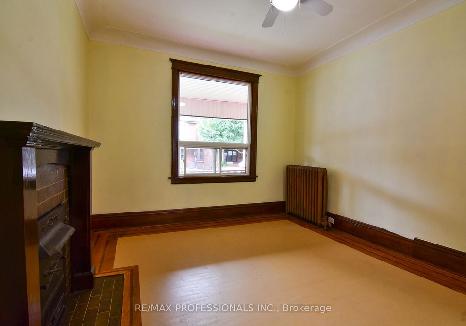 49-spadina-avenue-hamilton-ontario-x13673110