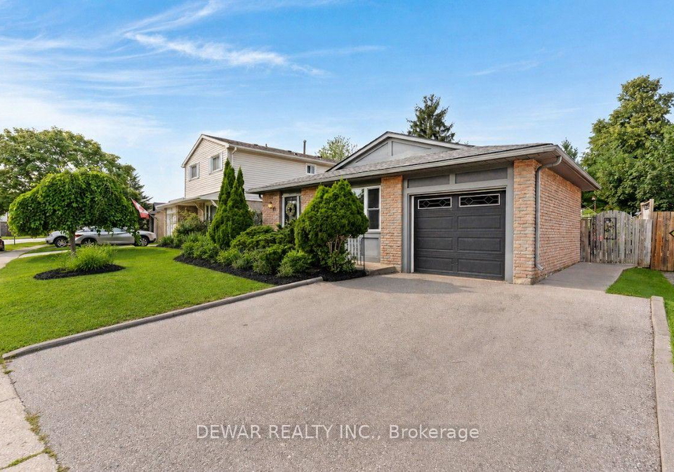 18-bismark-drive-cambridge-ontario-x13673386