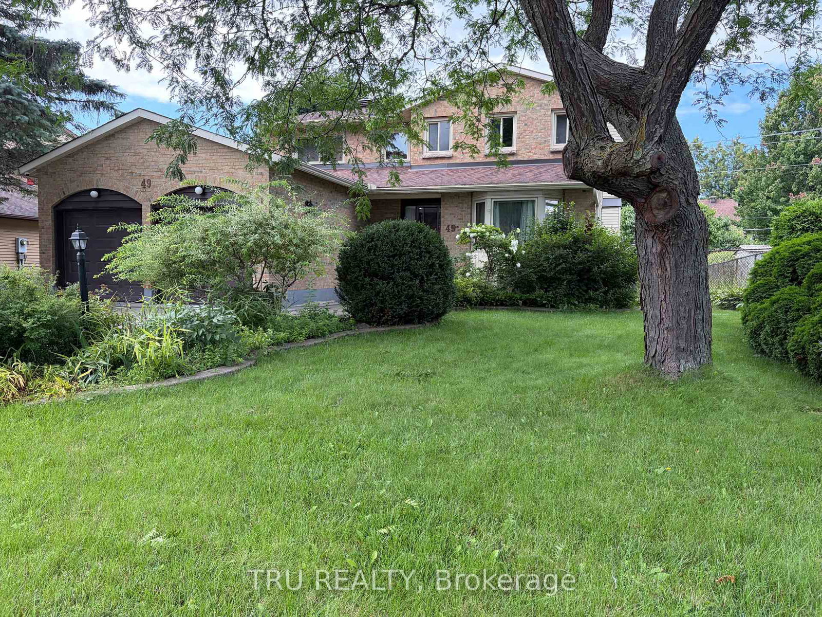 49-farm-gate-crescent-ottawa-ontario-x13673404