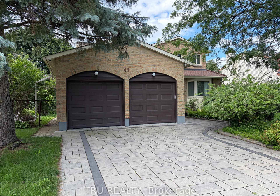 49-farm-gate-crescent-ottawa-ontario-x13673404