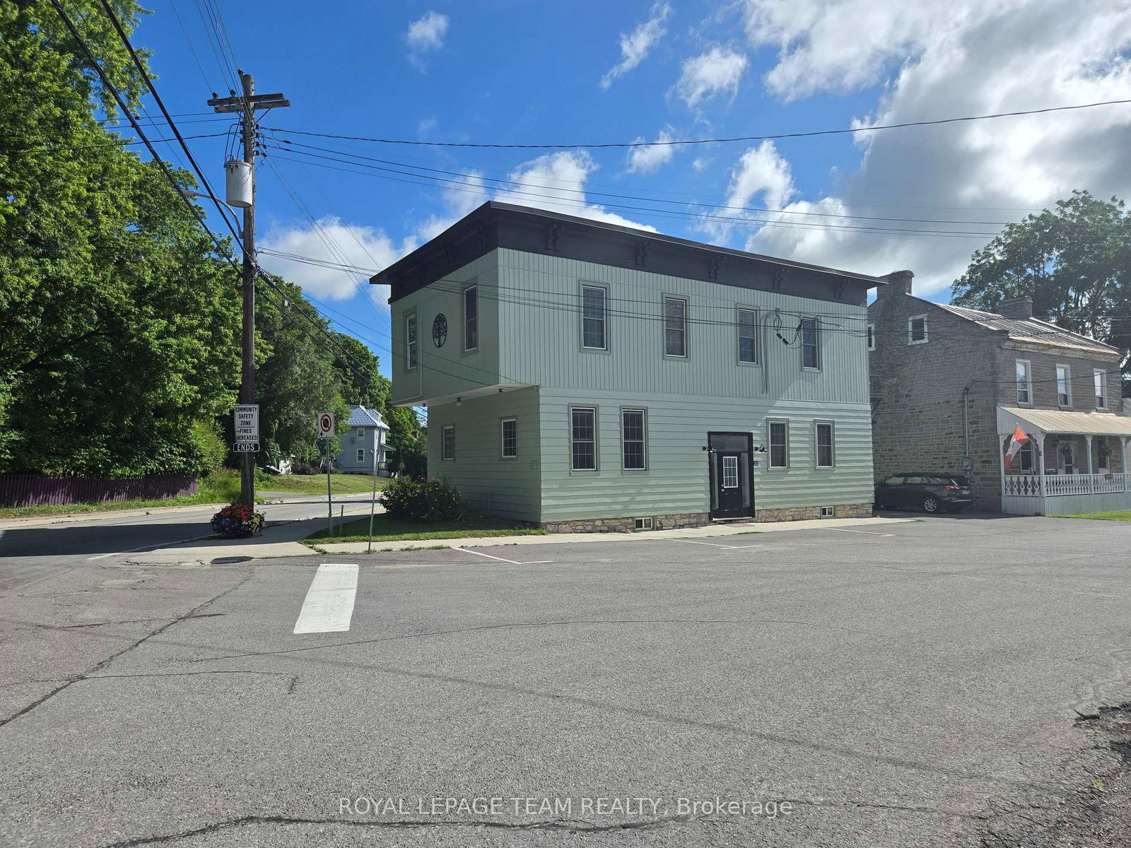 106-renfrew-street-s-mississippi-mills-ontario-x13673488