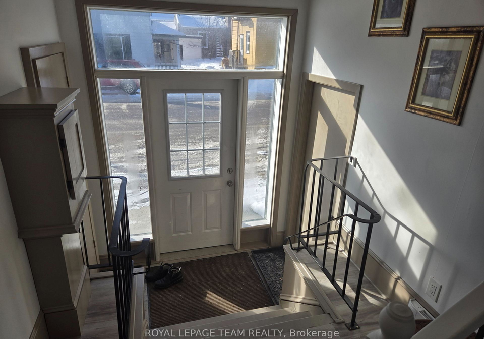 106-renfrew-street-s-mississippi-mills-ontario-x13673488