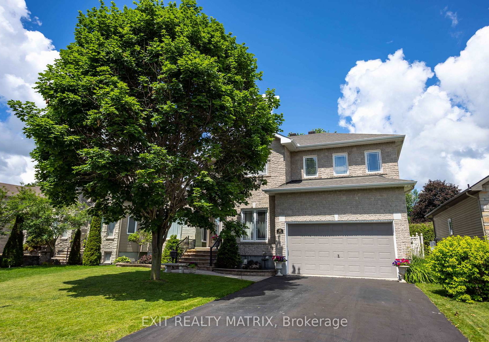 48-de-la-rive-drive-russell-ontario-x13673500