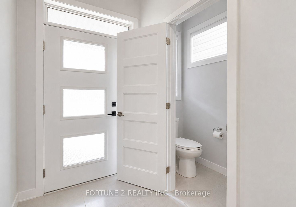 33singleton-avenue-london-south-ontario-x13673564