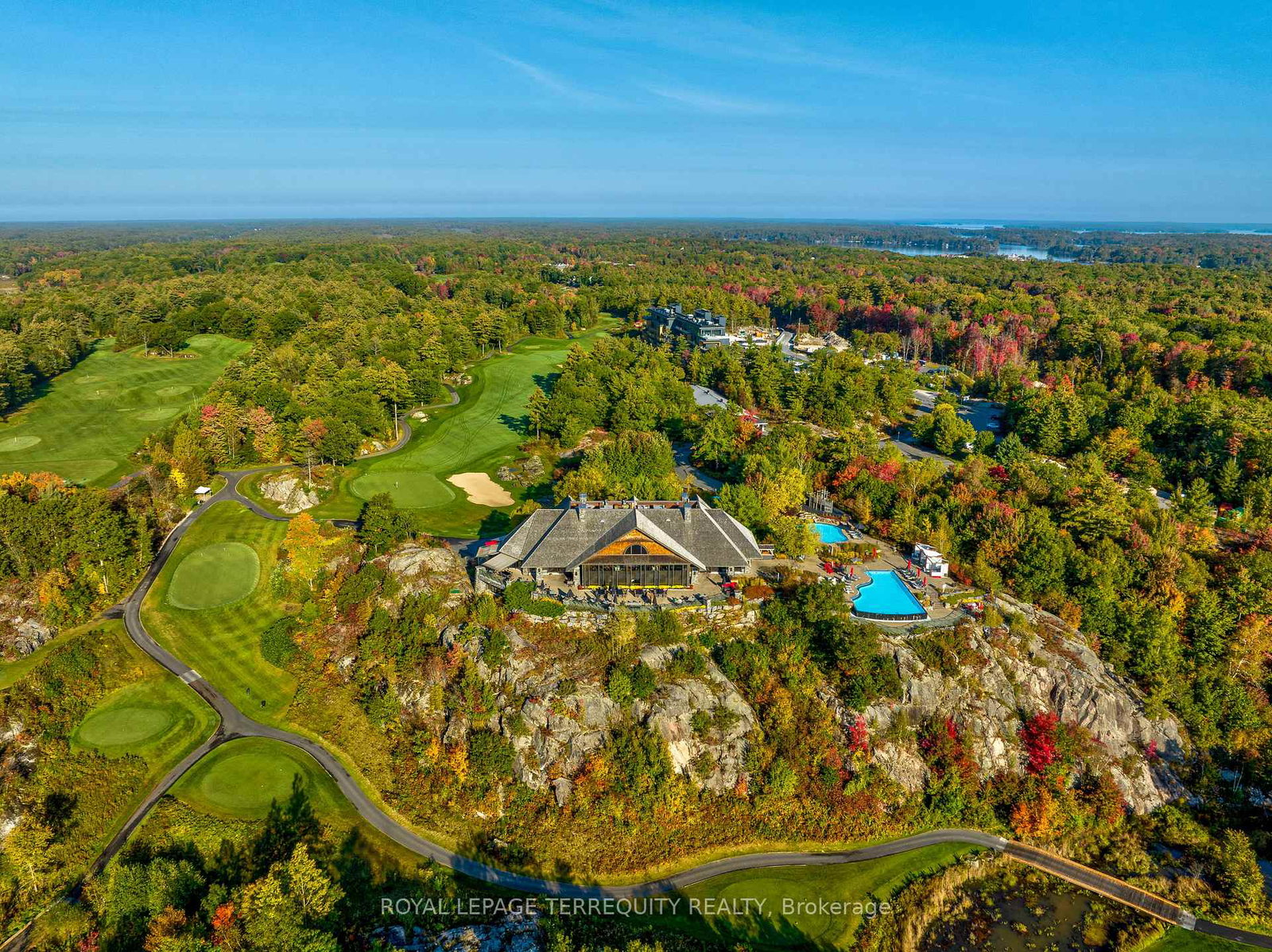 100-carrick-trail-gravenhurst-ontario-x13673600
