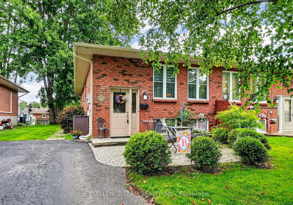 111-glen-oaks-court-cornwall-ontario-x13673654