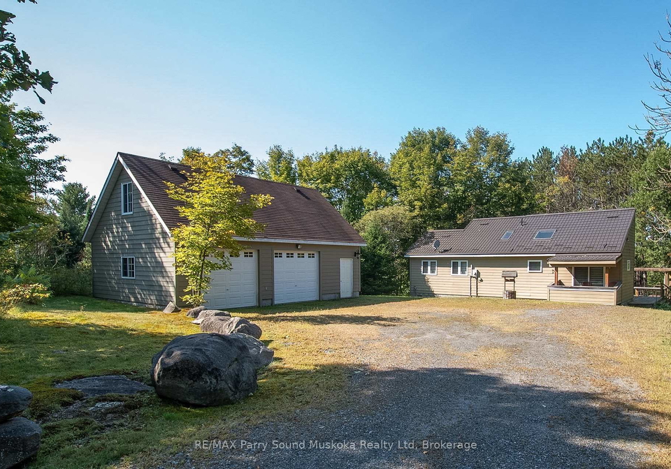 587-centre-road-mckellar-ontario-x13673698