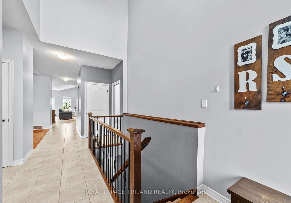 3194-pincombe-drive-london-south-ontario-x13673758