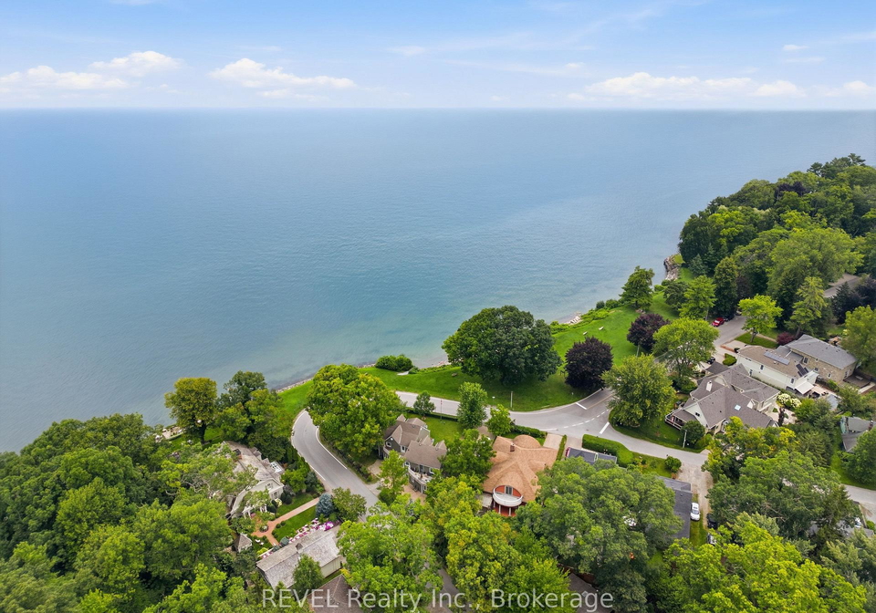 34-vincent-avenue-niagara-on-the-lake-ontario-x13673792