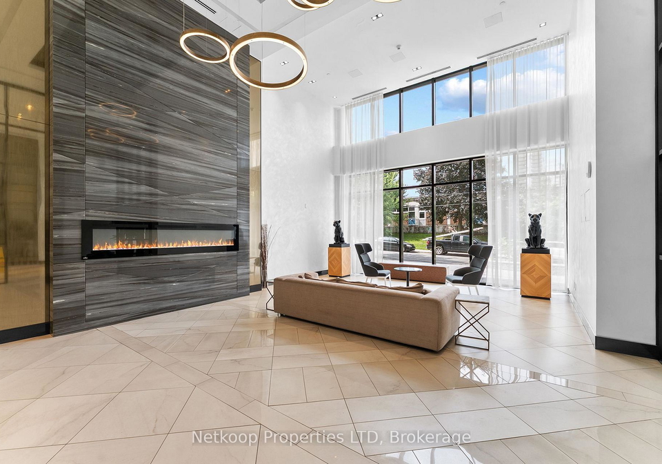 255-bay-street-ottawa-ontario-x13673854