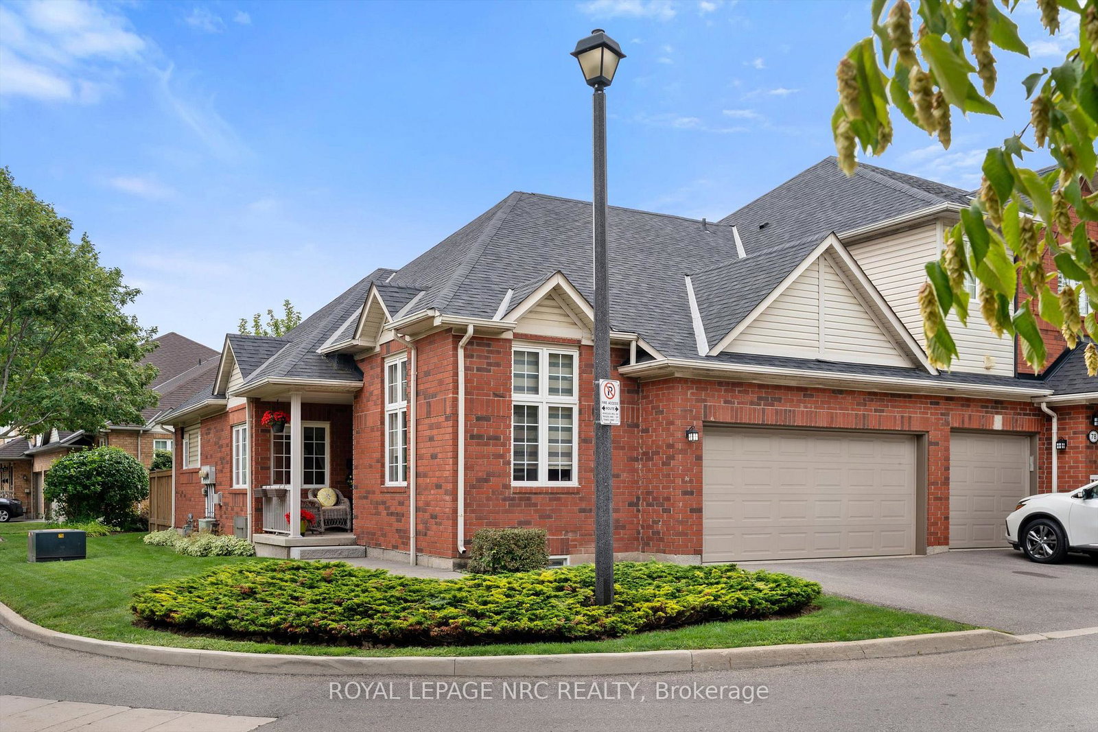 100-beddoe-drive-hamilton-ontario-x13674042
