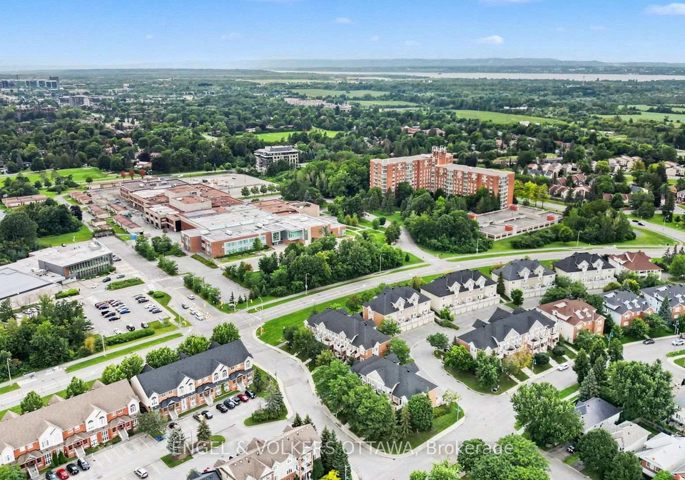 53-hawkstone-gate-kanata-ontario-x13674112