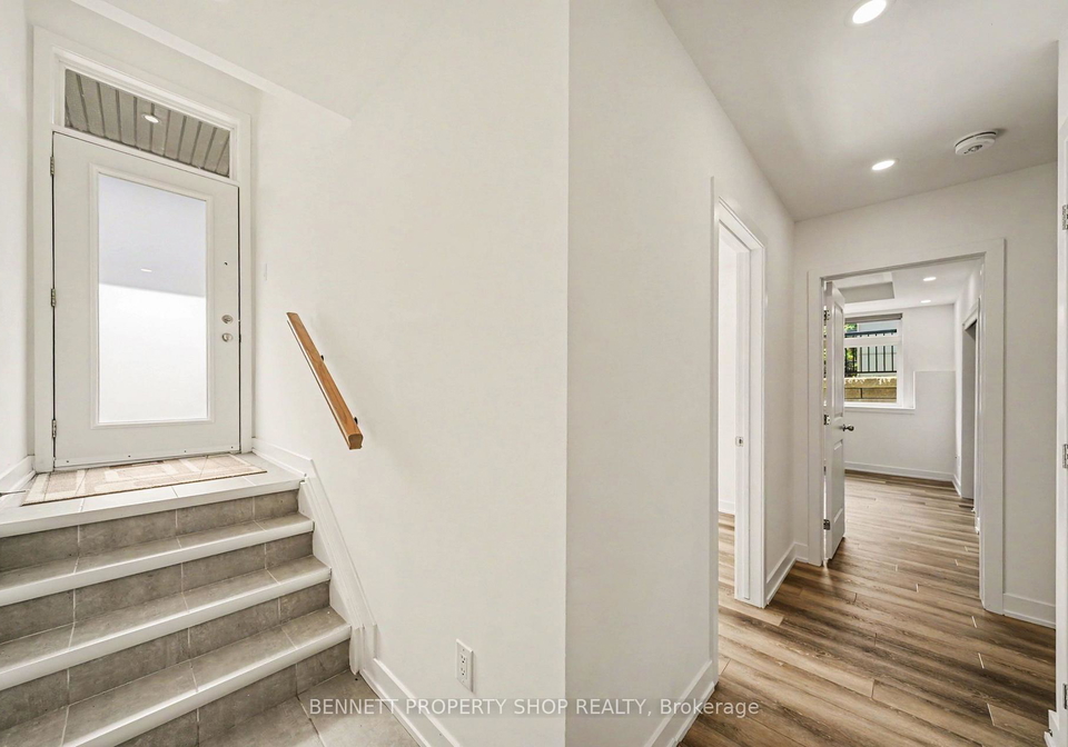 410-rolling-meadow-crescent-ottawa-ontario-x13674118