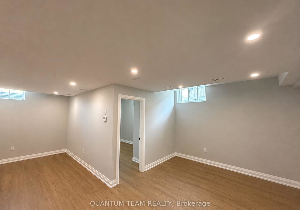 6196-curlin-crescent-niagara-falls-ontario-x13674162