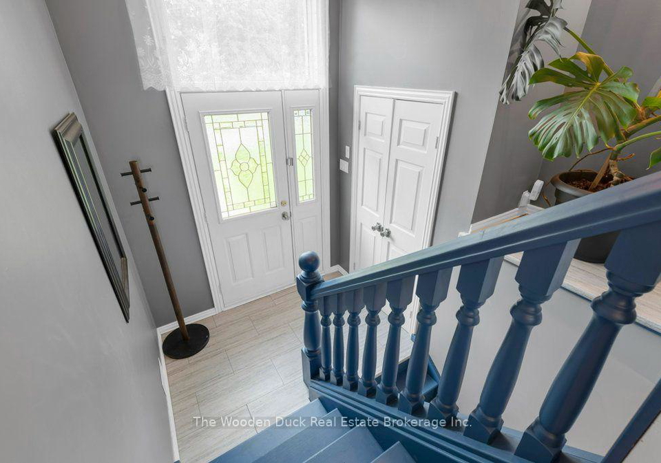 7-kerry-circle-selwyn-ontario-x13674194