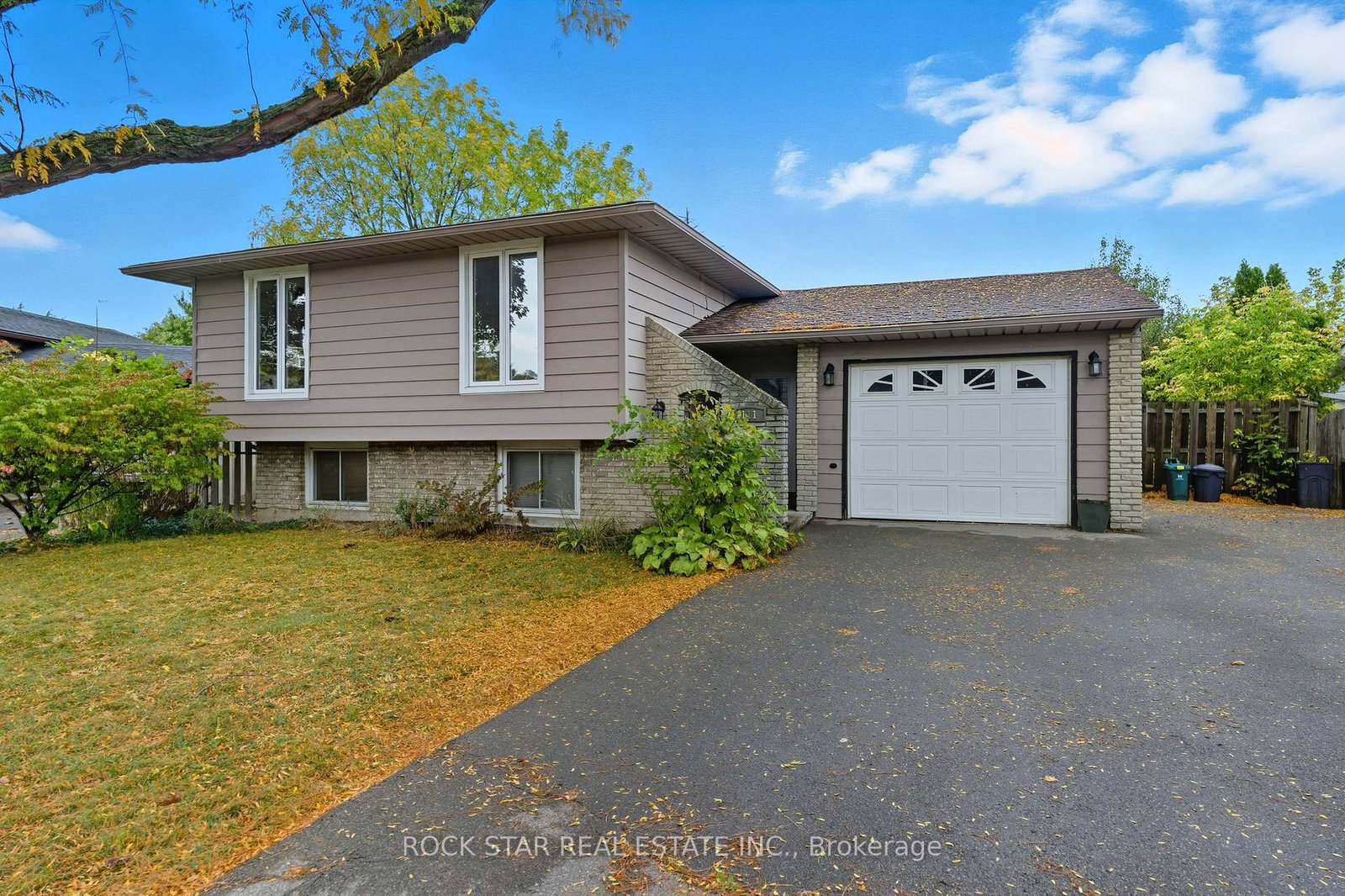 111-britten-close-hamilton-ontario-x13674222