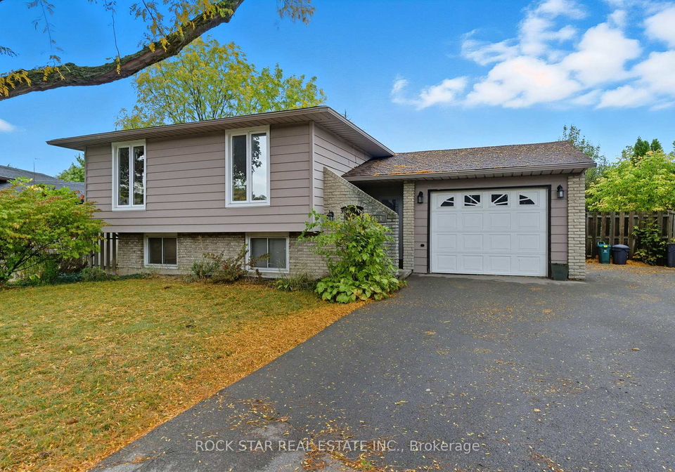 111-britten-close-hamilton-ontario-x13674222