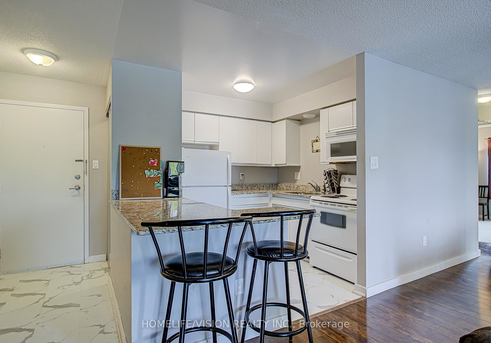271-eiwo-court-waterloo-ontario-x13674286