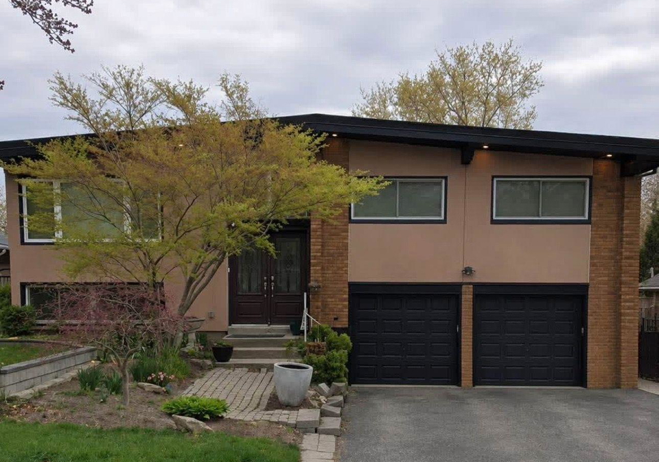 13-algoma-crescent-hamilton-ontario-x13674302