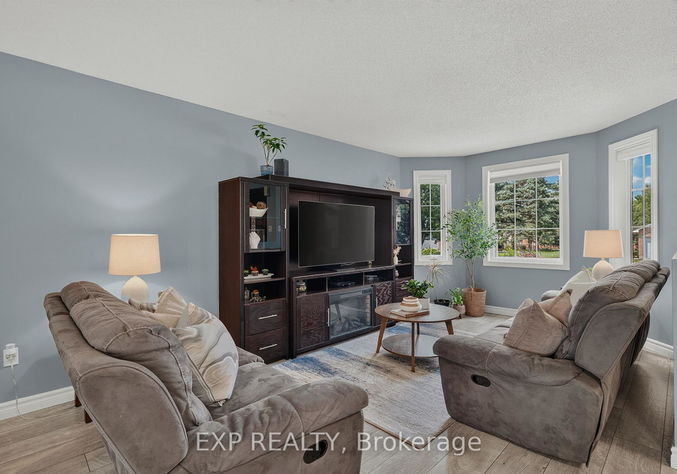 11-maple-street-mapleton-ontario-x13674424
