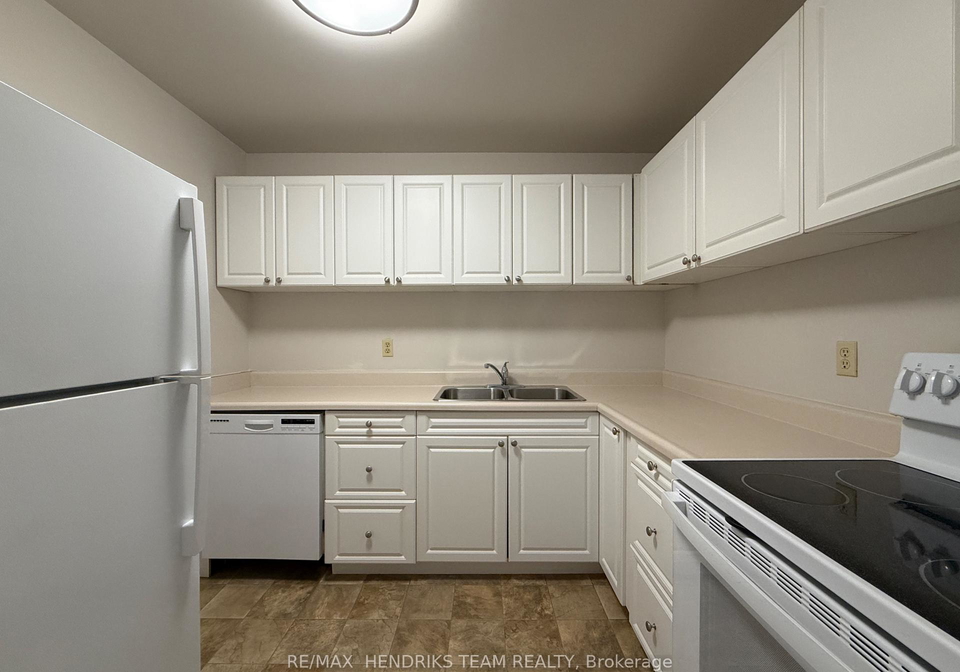 39-leaside-drive-st-catharines-ontario-x13674452