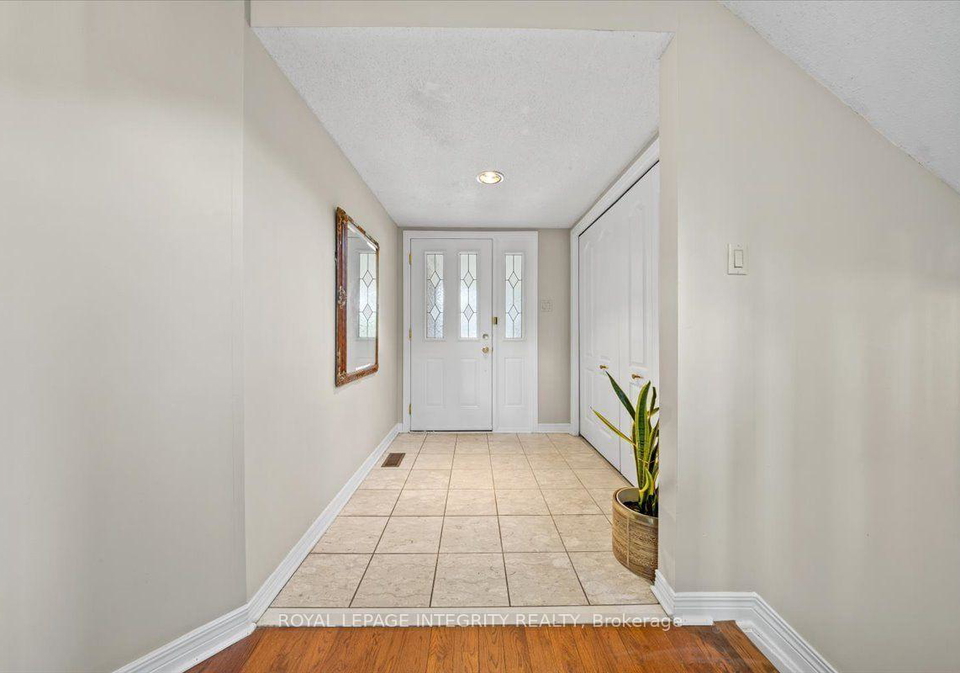 1-strathbury-street-ottawa-ontario-x13674572