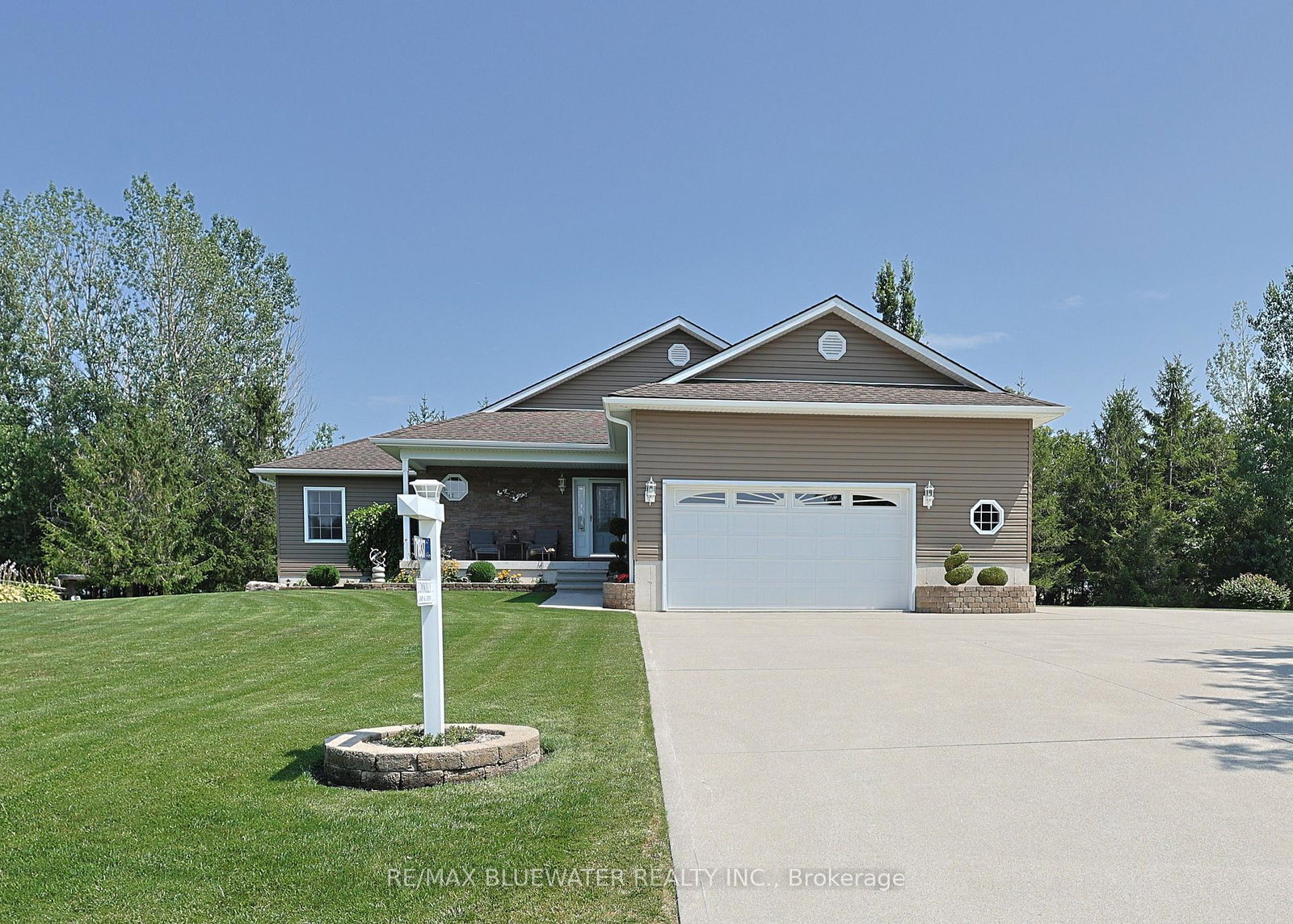 71837-sunridge-crescent-bluewater-ontario-x13674796