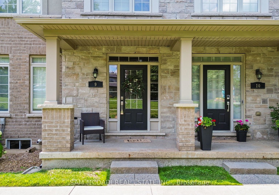 215-dundas-street-e-hamilton-ontario-x13674954