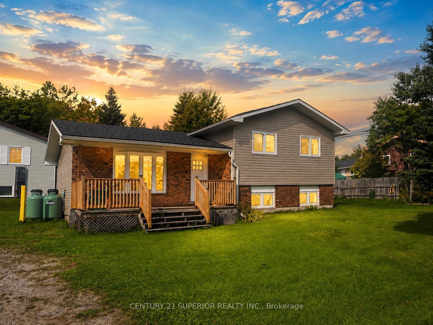 64-parkway-place-terrace-bay-ontario-x13675048