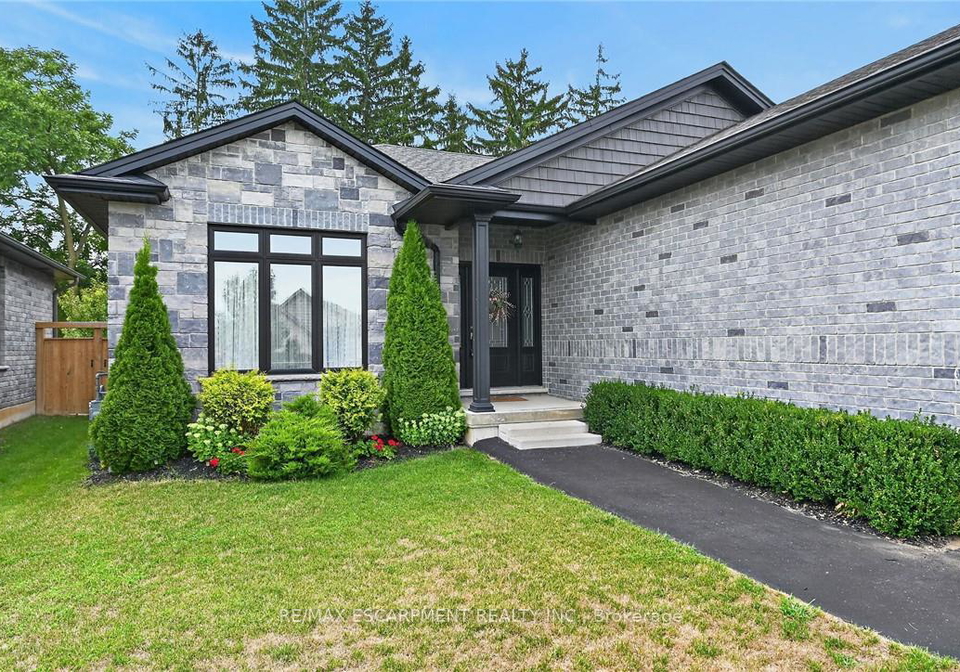 26-stonebridge-place-norfolk-ontario-x13675056