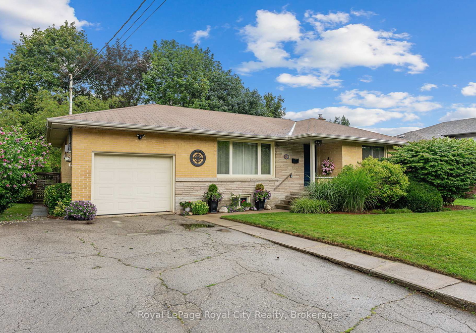 12-tobey-avenue-guelph-ontario-x13675072