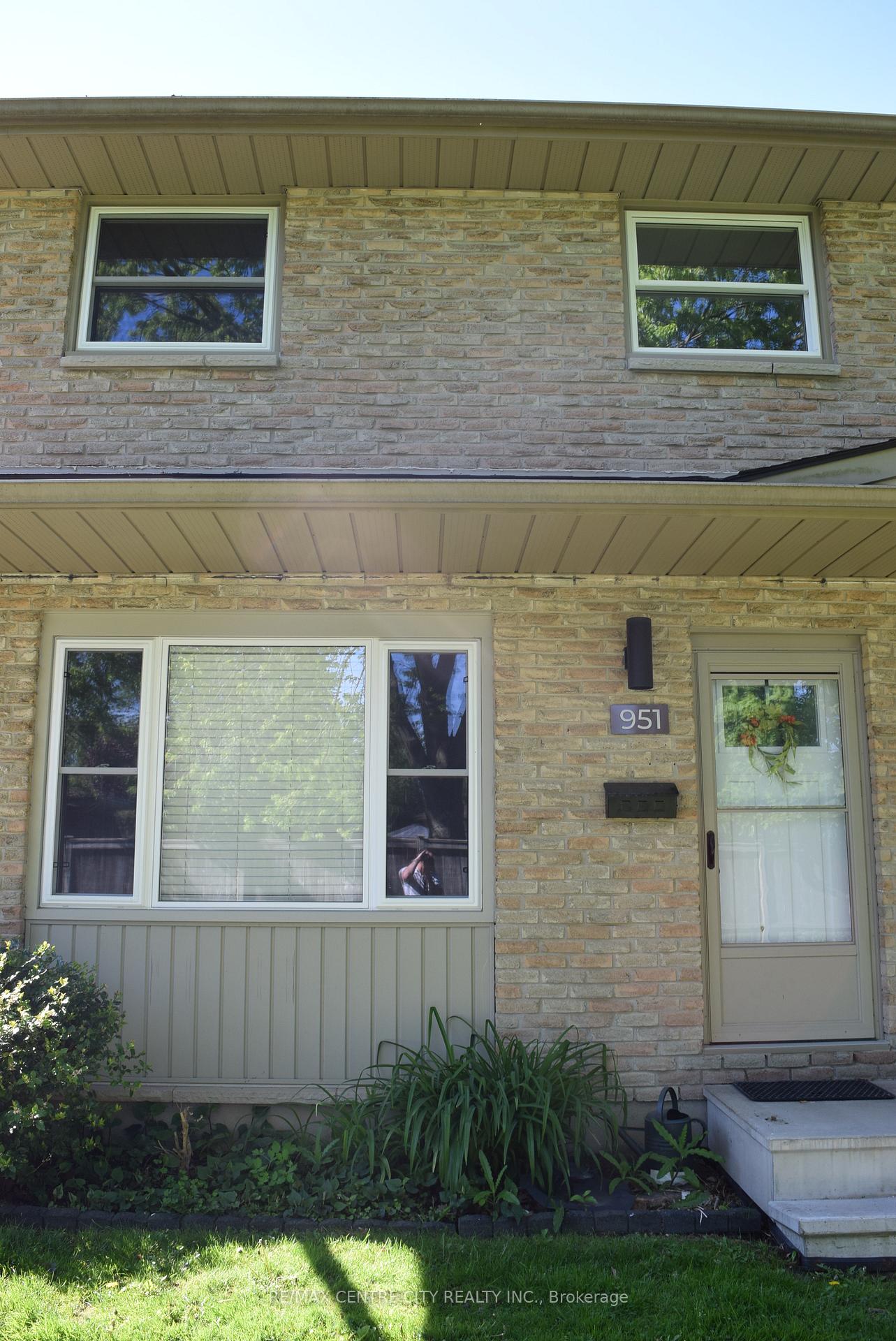 951-notre-dame-drive-london-south-ontario-x13675194