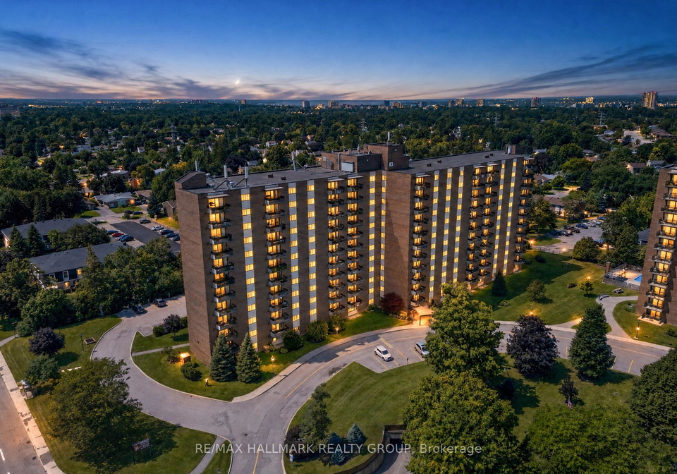 1505-baseline-road-ottawa-ontario-x13675286