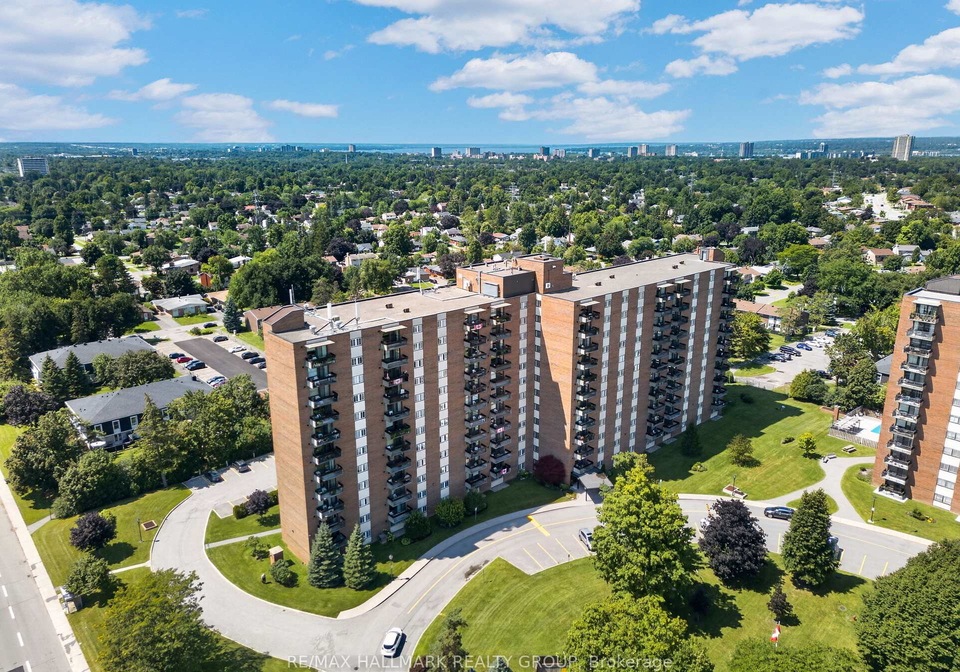 1505-baseline-road-ottawa-ontario-x13675286