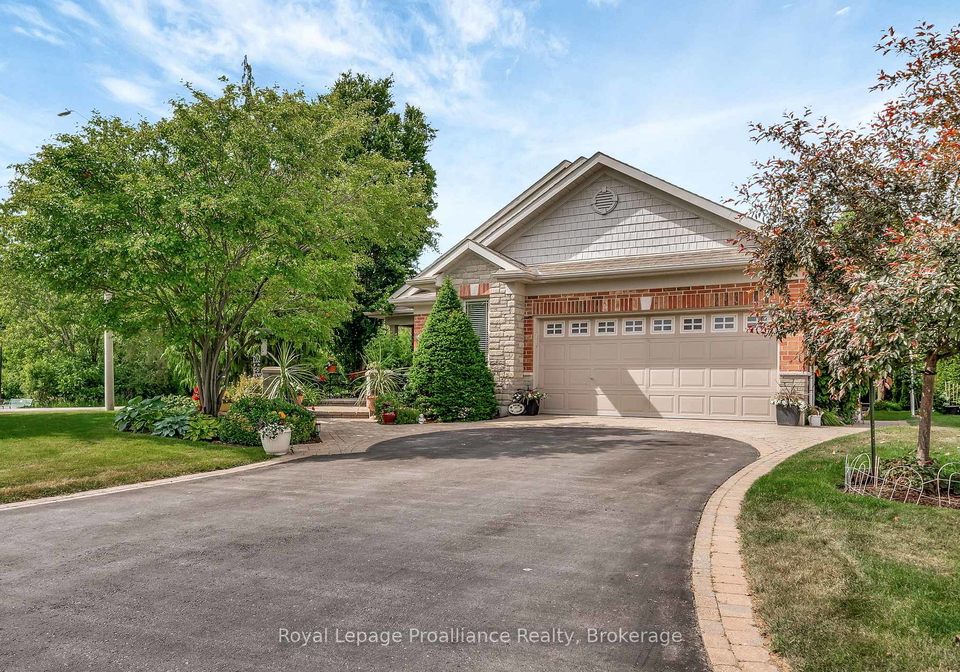 22-trillium-court-belleville-ontario-x13675312