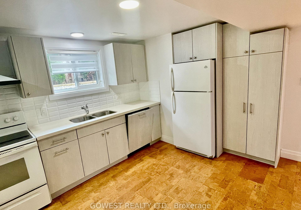 42-briarwood-crescent-hamilton-ontario-x13675460