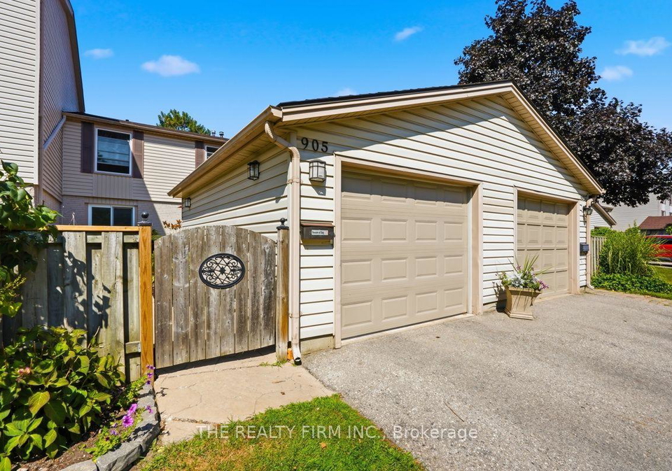 905-dalhousie-drive-london-south-ontario-x13675692