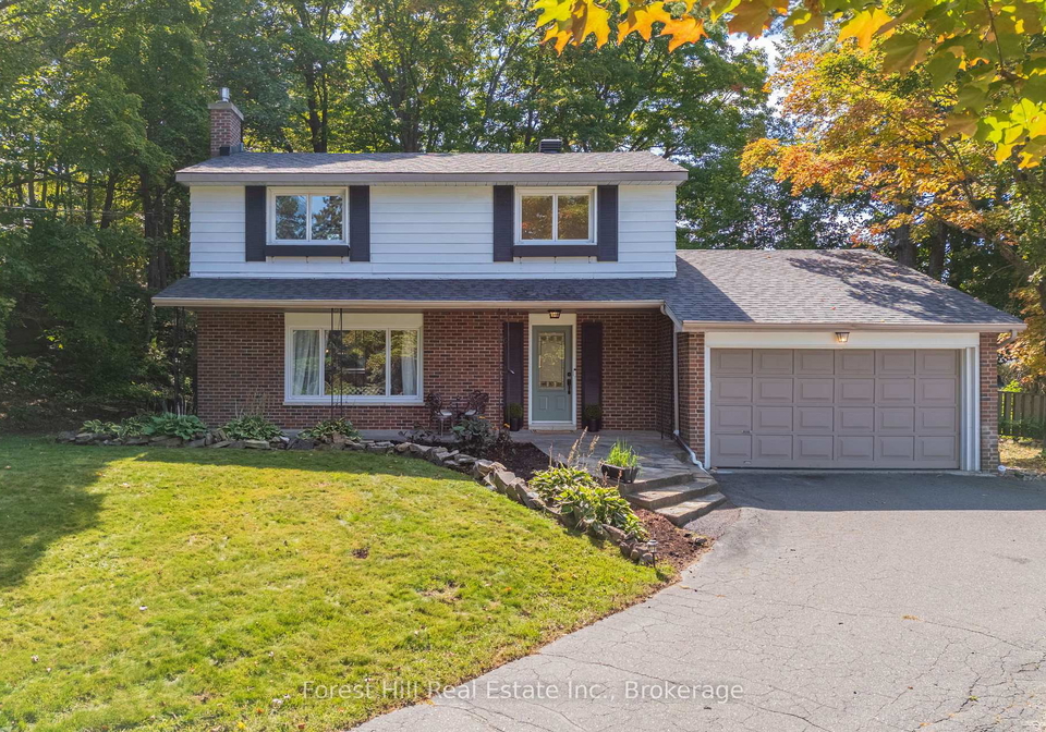 1-maplecrest-court-huntsville-ontario-x13675736