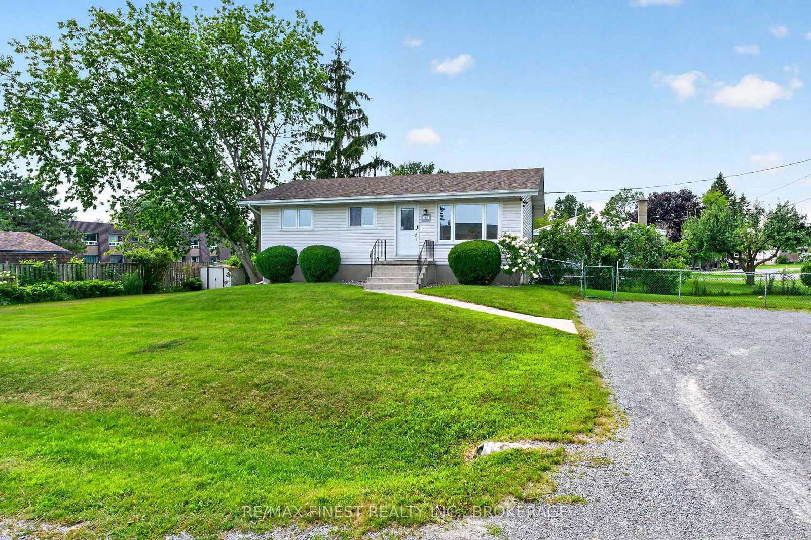 183-westbury-avenue-loyalist-ontario-x13675772