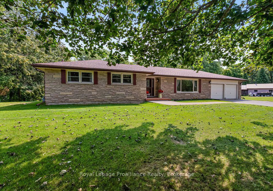794-foxboro-stirling-road-quinte-west-ontario-x13675872