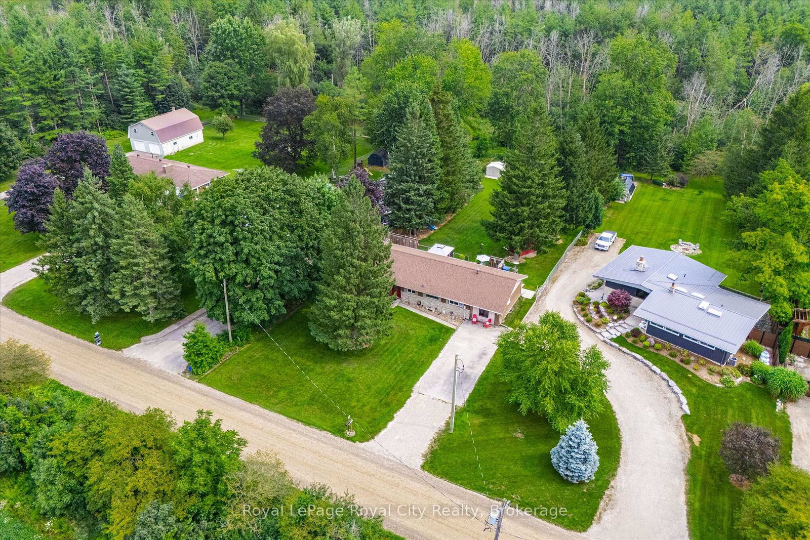 6167-guelph-street-centre-wellington-ontario-x13676066
