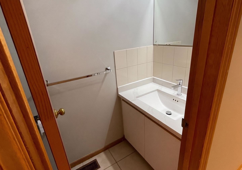 29-east-23rd-street-hamilton-ontario-x13676206