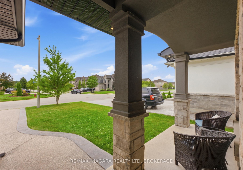 9305-eagle-ridge-drive-niagara-falls-ontario-x13676292
