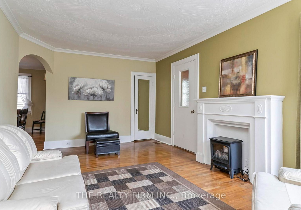 123-elliott-street-london-east-ontario-x13676392